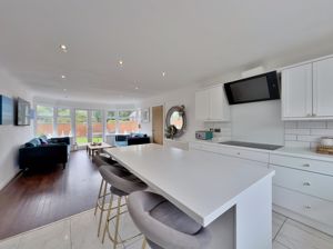 Photo 13- click for photo gallery